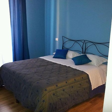Casa Anita Guest House Рим Стая снимка
