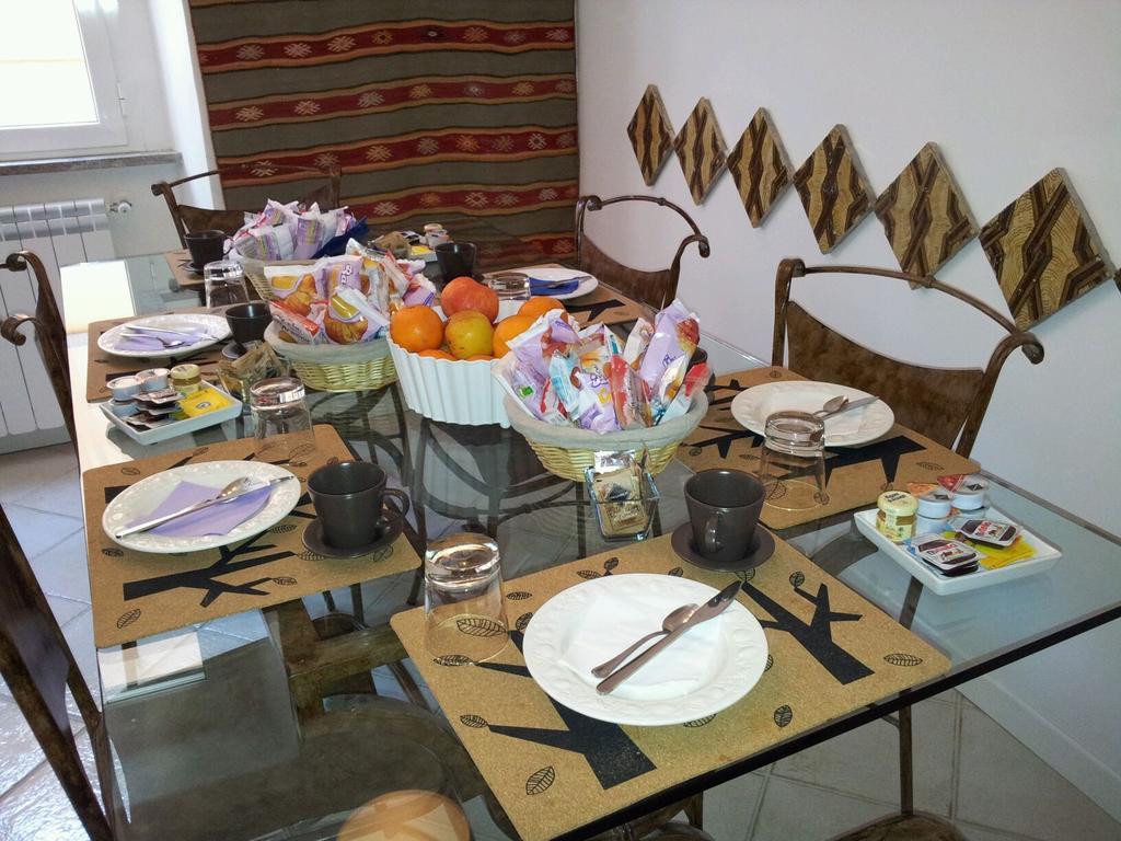 Casa Anita Guest House Рим Екстериор снимка